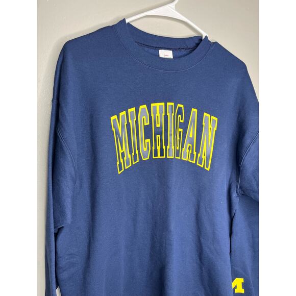 Hanes Michigan Navy Blue and Maize Football Go Blue Oversized Crewneck Size L - Picture 2 of 5